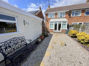 Heath Road- click for photo gallery